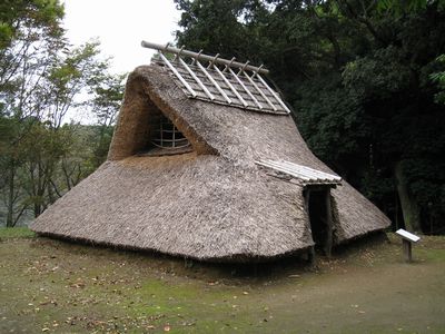 袖ヶ浦公園　古代住居の広場　奈良時代の竪穴式住居