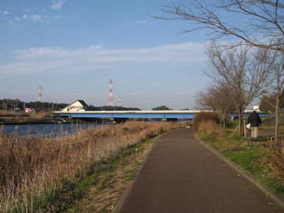 新川サイクリングロード　八千代橋