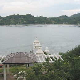 大浜崎　灯台記念館と灯台の頭