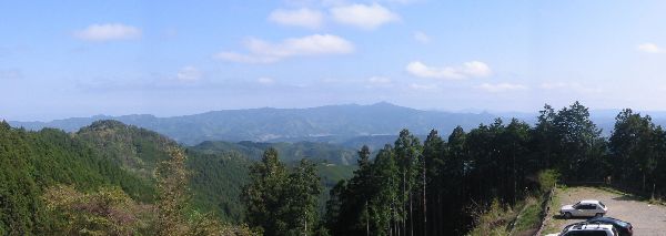 吉野山金峯神社の下の展望台からの眺め