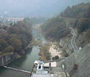 永源寺ダム　下流側