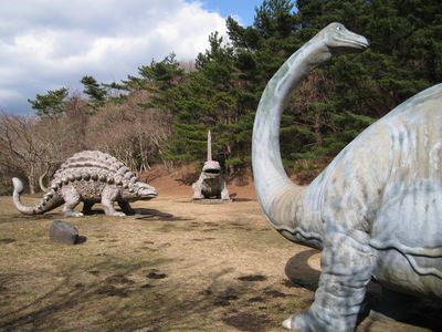小室山公園　恐竜広場