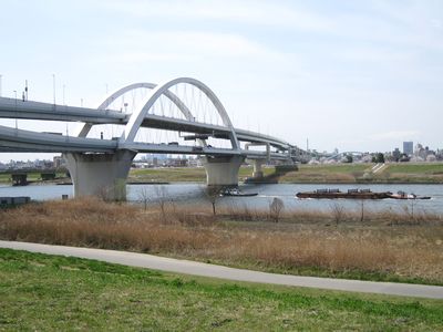 首都高速　C2中央環状線　五色桜大橋