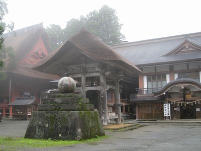 羽黒山　出羽神社